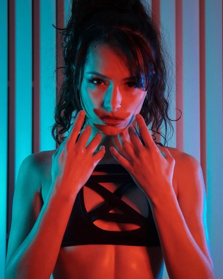 Angela Bermudez modèle magnifique image