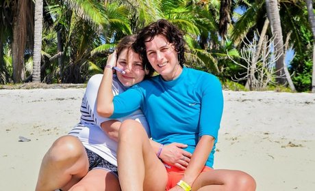 Lezfemmes nus star du porno img