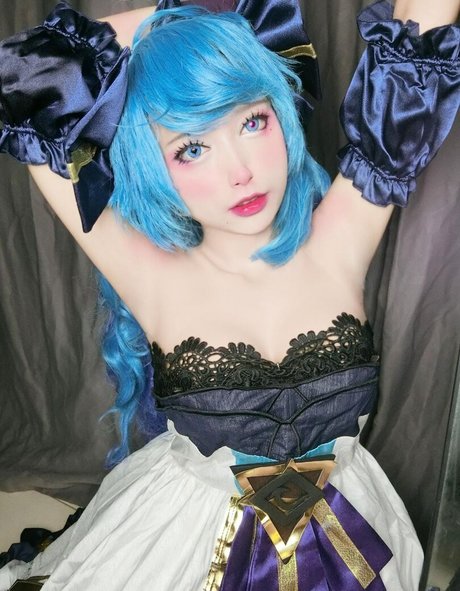 Kozumi tsukumi modèle sympa photos