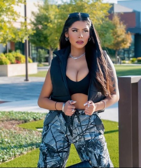 Elsababy modèle sexy photo