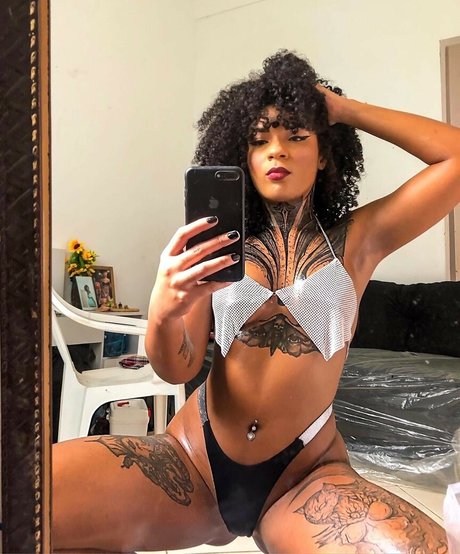 Medusaaa sexe star du porno photos