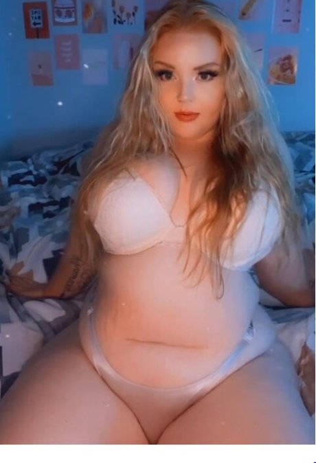 Alyssa Brandi actrice sexy galerie