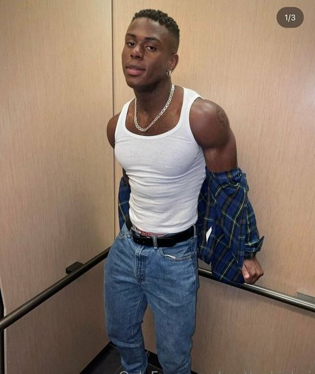 prettyskinboi star du porno exclusive galerie