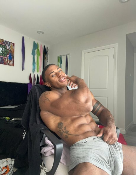 prettyskinboi xxx étoile image