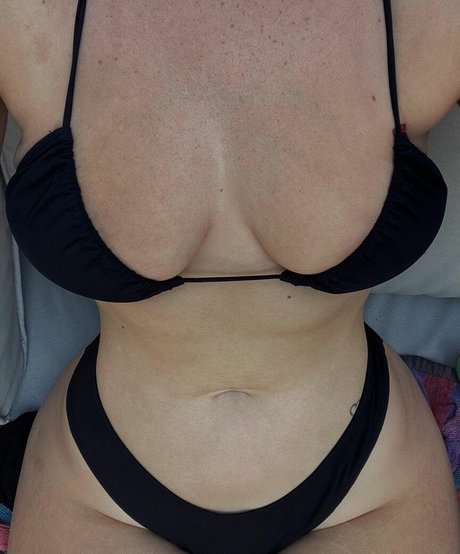 petite ébène onlyfans sexe artistique galerie