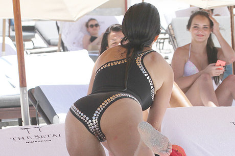 Kourtney Kardashian étoile parfaite archive