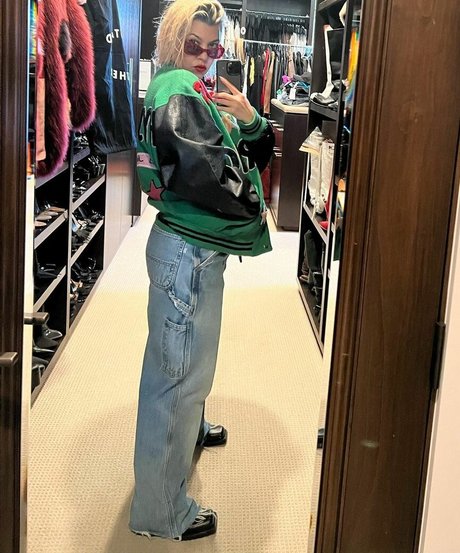 fans asiatiques masculins uniquement nus de haute qualité photo