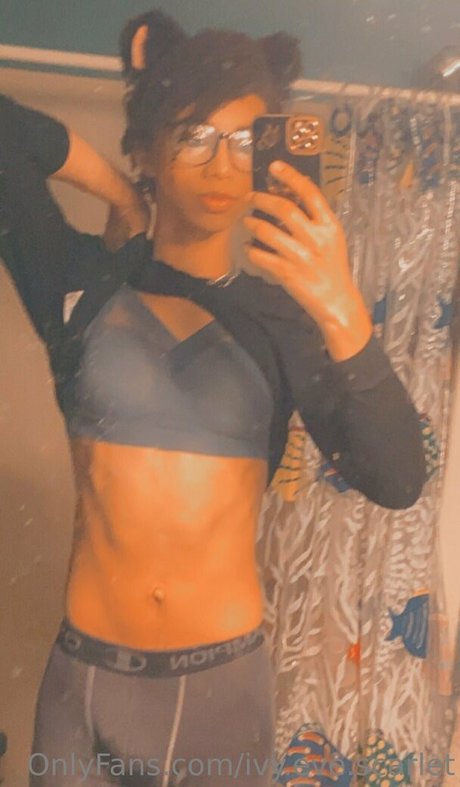 ivyevescarlet actrice de sexe des photos