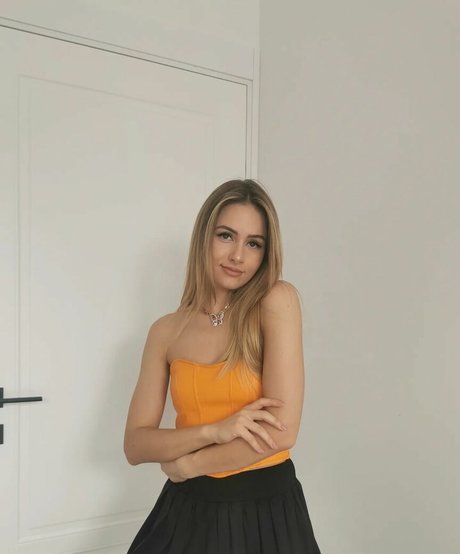 itsSky sexe star photos