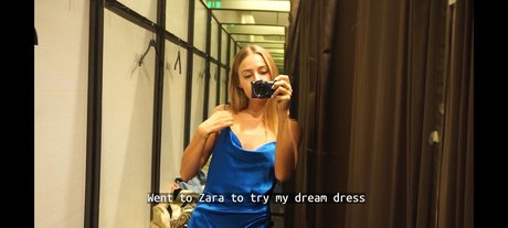 itsSky modèle érotique archive