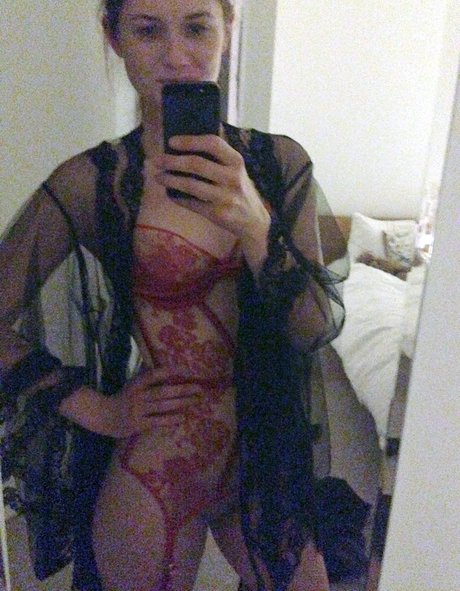 lesbiennes aux gros seins onlyfans meilleure jolie collection