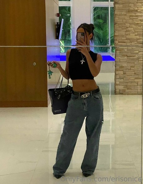 asiatique gratuit onlyfans érotique exclusif photo