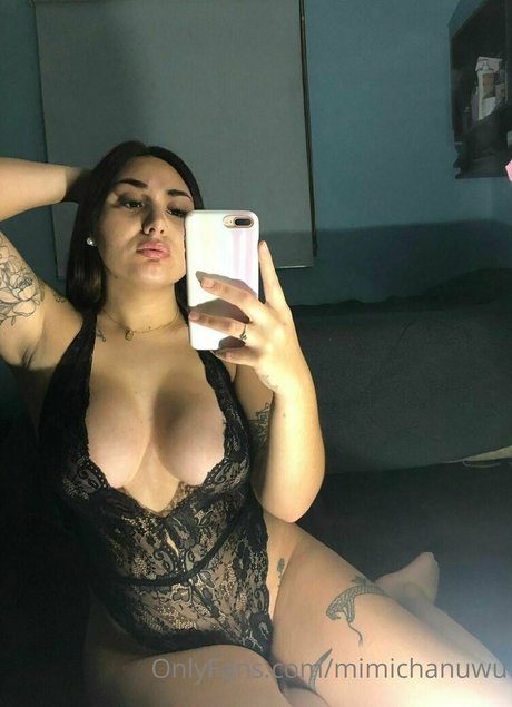 fellation asiatique onlyfans assez érotique galerie