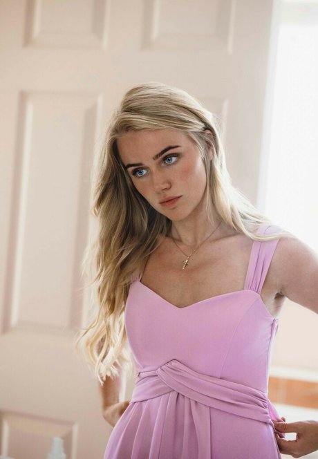 Eva Vlaardingerbroek étoile xxx collection