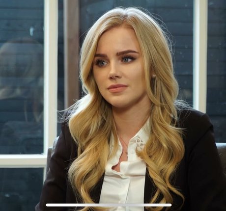 Eva Vlaardingerbroek sexe star du porno img