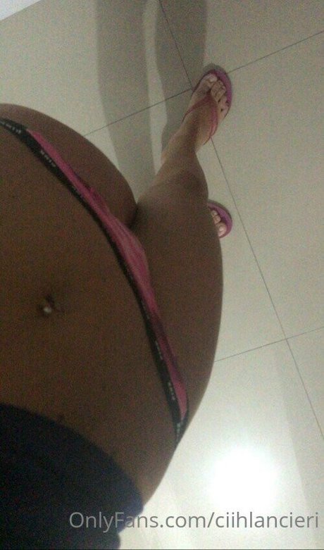 ciihlancieri star du porno nue image