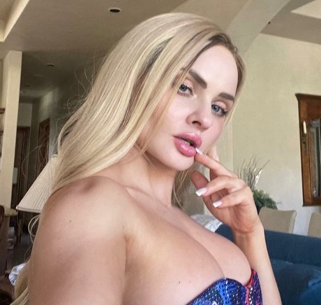 Irina Igorevna beau modèle archive