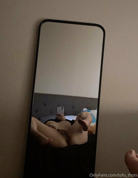 tofu thots modèle érotique archive