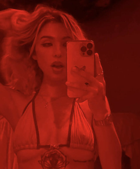 aliaremyinitials star du porno chaude image