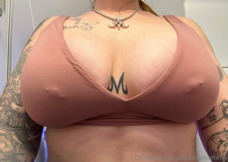 badassmommy nus star du porno des photos