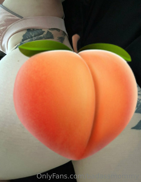 badassmommy modèle nu collection