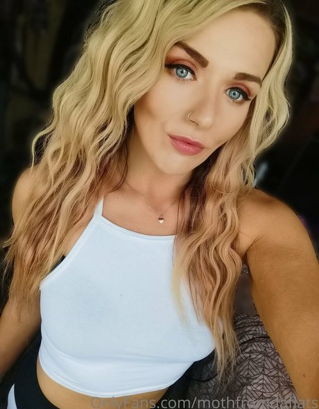 Session Moth Martina actrice artistique galerie