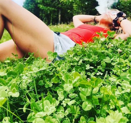 Session Moth Martina actrice artistique photos