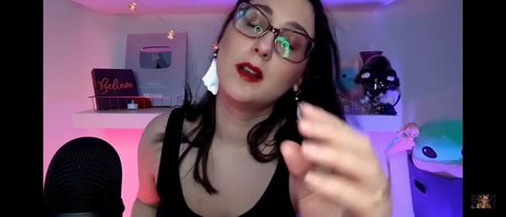 ASMR Alysaa star du porno sexy galeries