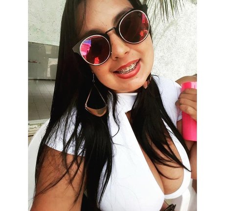 Brunna Fonseca étoile magnifique des photos