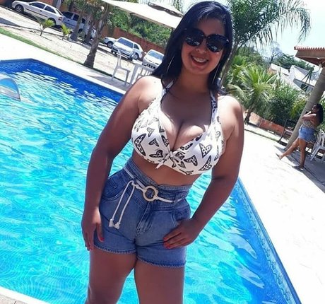 Brunna Fonseca nus étoiles image