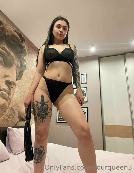 yourqueen3 star pornographique img