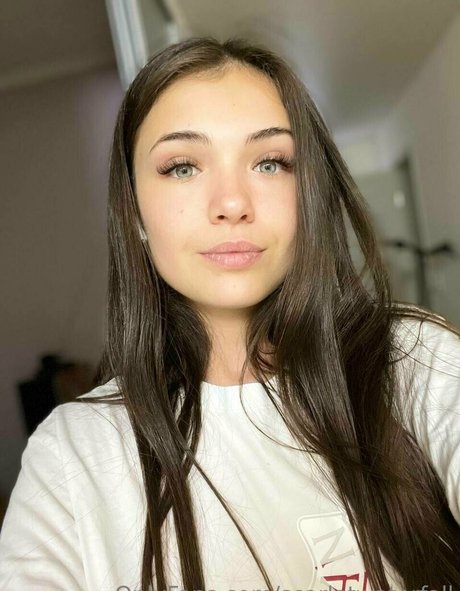 yourqueen3 star du porno img