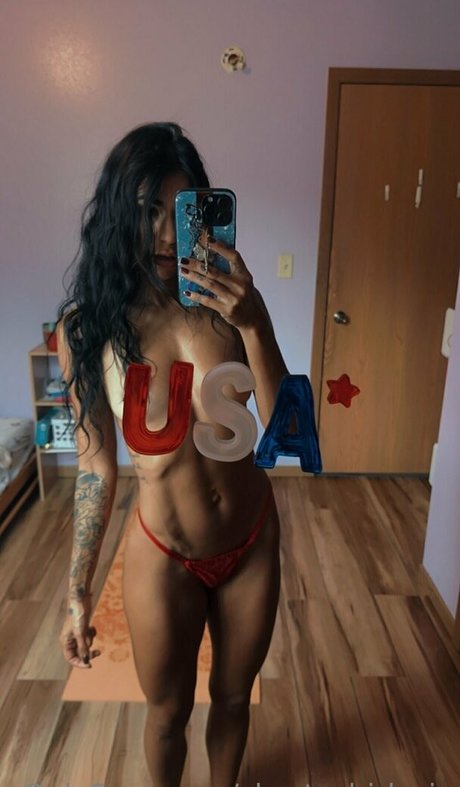 shhhshirls star du porno parfaite img