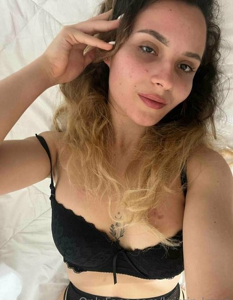 kristin lewis actrice galerie