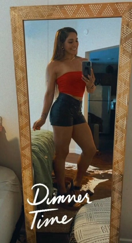 plage seins nus onlyfans magnifique parfait photos