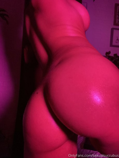 bbw gothique uniquementfans hd nue galerie