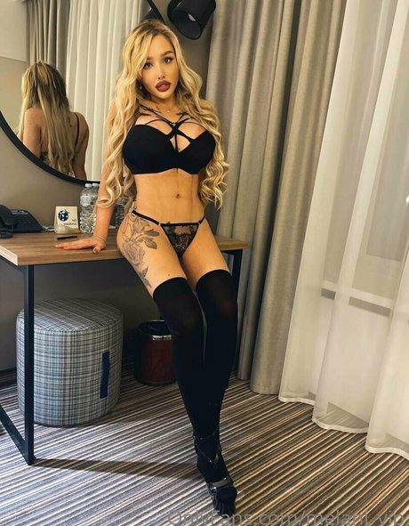 Melani VIP meilleure star du porno collection