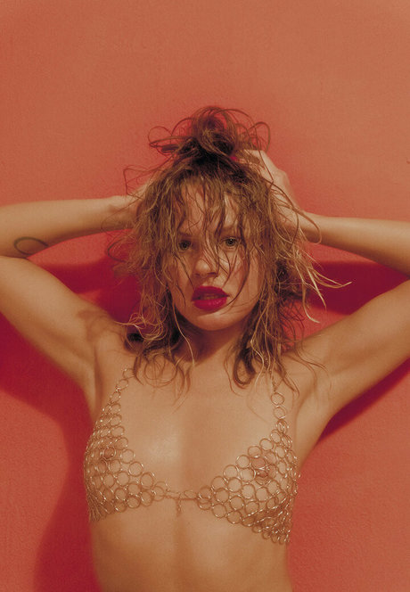 Baby Yona haut étoile galeries