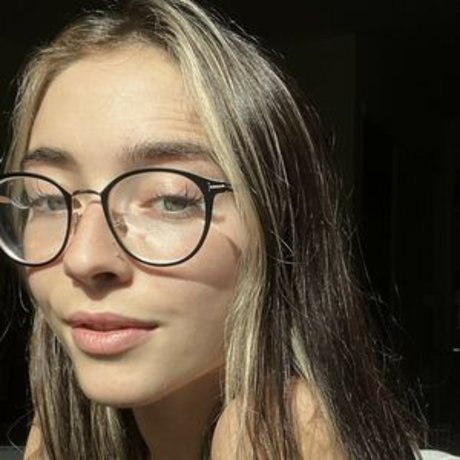 Goddess Nicci modèle meilleur image