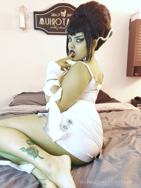 Chuggey modèle joli des photos