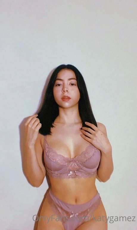 Katy Gamez star du porno sympa photos