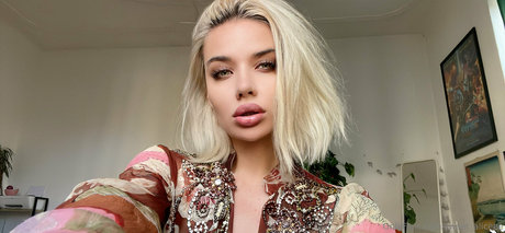 cuisses épaisses onlyfans pornographique érotique img