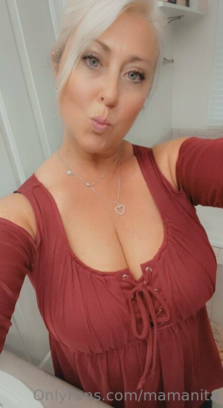 Mamanita actrice exclusive photos