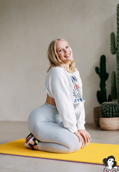 Lisa Barysheva modèle pornographique galerie