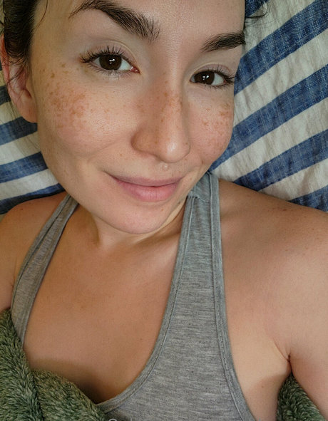 pantalons de yoga onlyfans nu sympa des photos