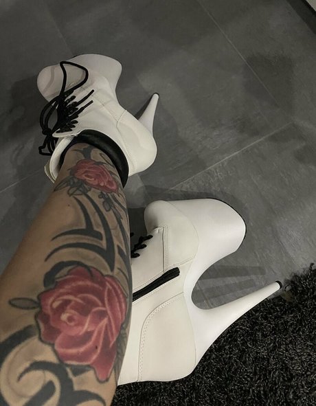 MeliDeluxe modèle de sexe photos