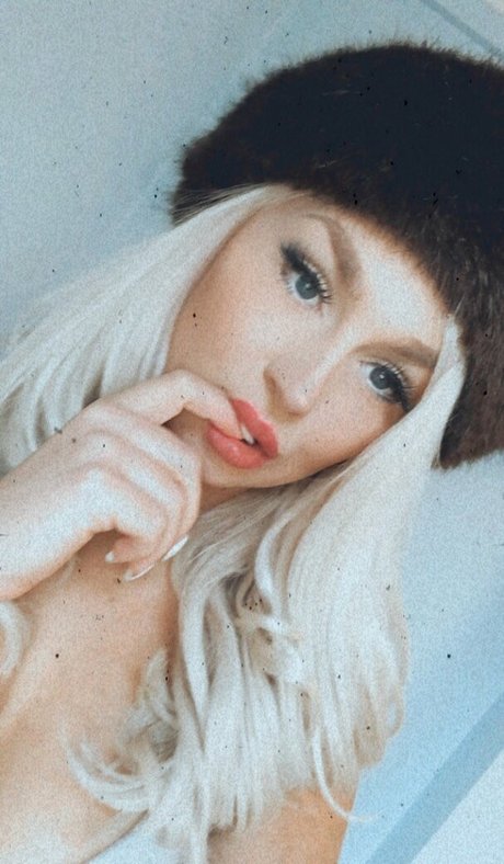 harrietellenshaw star exclusive galerie