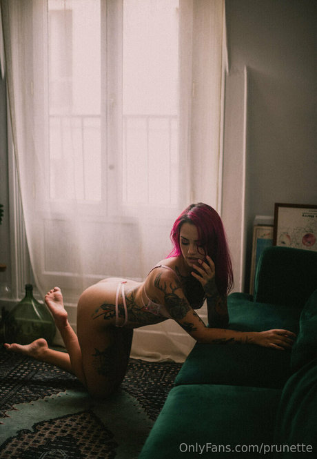 brunette onlyfans nus érotiques images