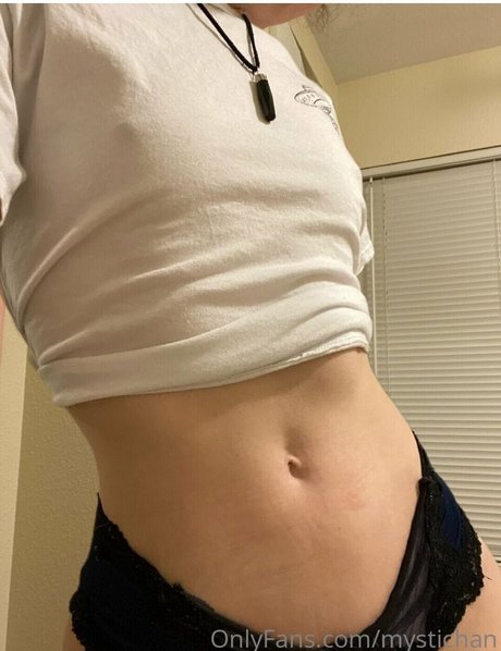 Mystichan star du porno chaude img