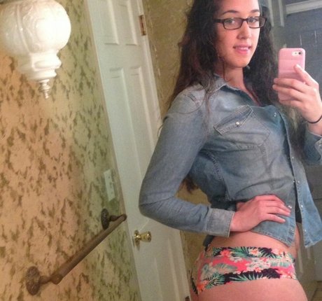 sarahexposed belle actrice collection